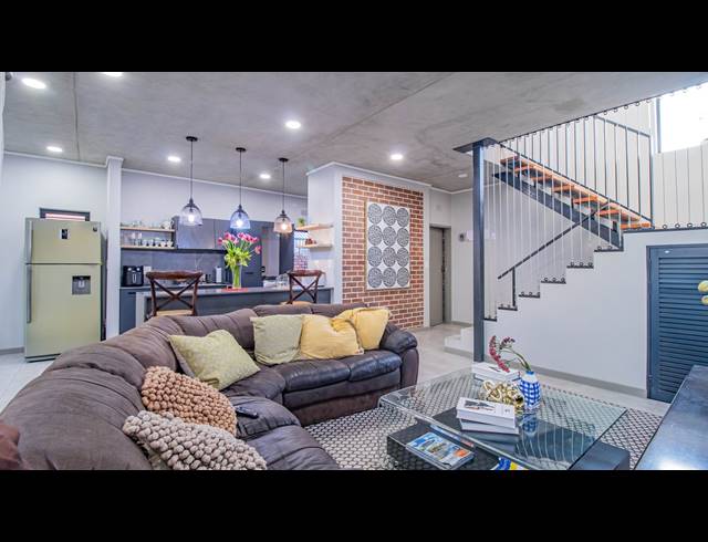 3 BEDROOM TOWNHOUSE FOR SALE IN KYA SANDS